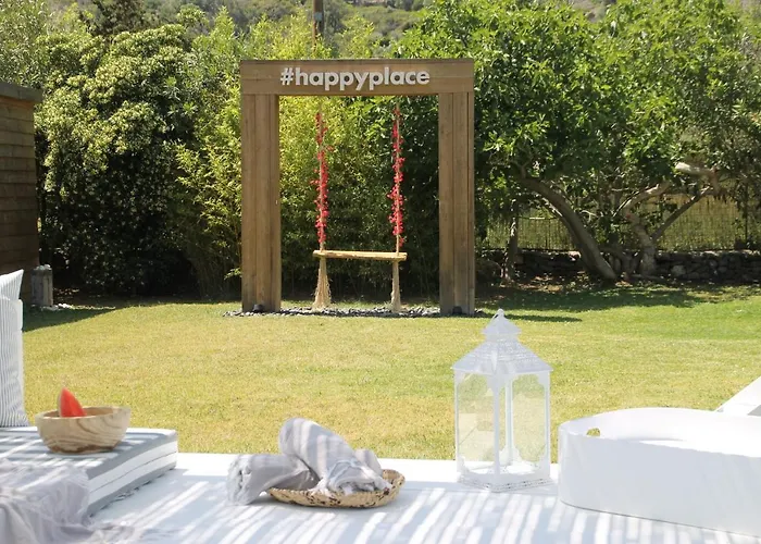 Ow Andros Luxury Отель