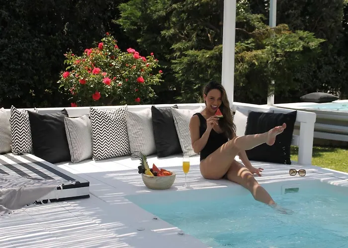 Ow Andros Luxury Hotel 5*